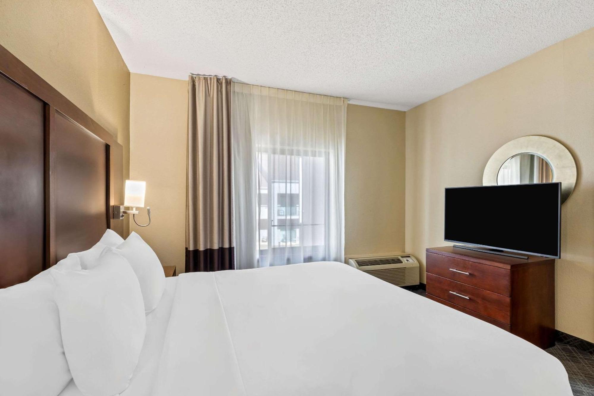 Comfort Inn Roswell-Dunwoody Экстерьер фото
